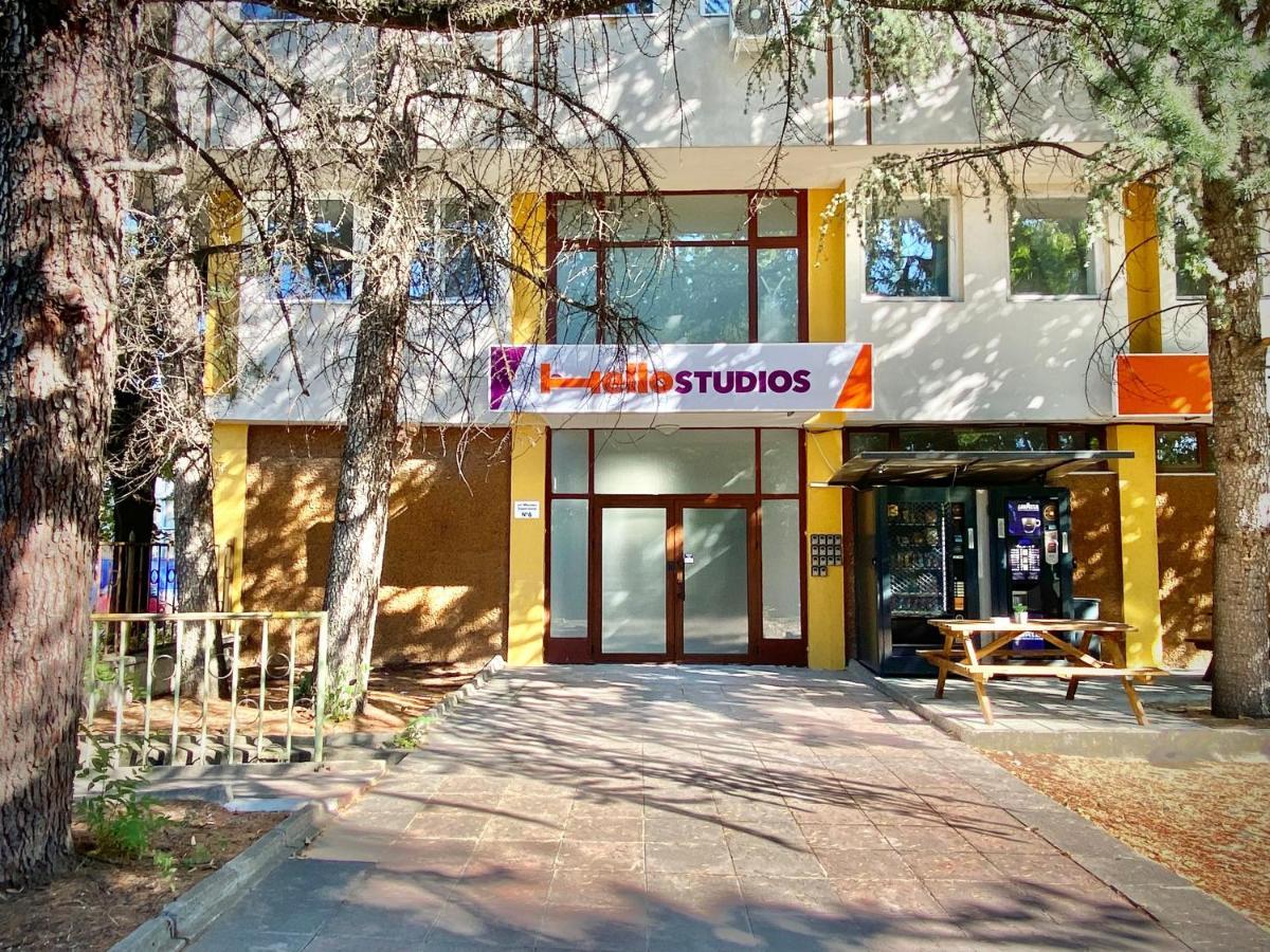 Hello Studios Budget Stays Free Parking & Wifi Stara Zagora Exterior photo