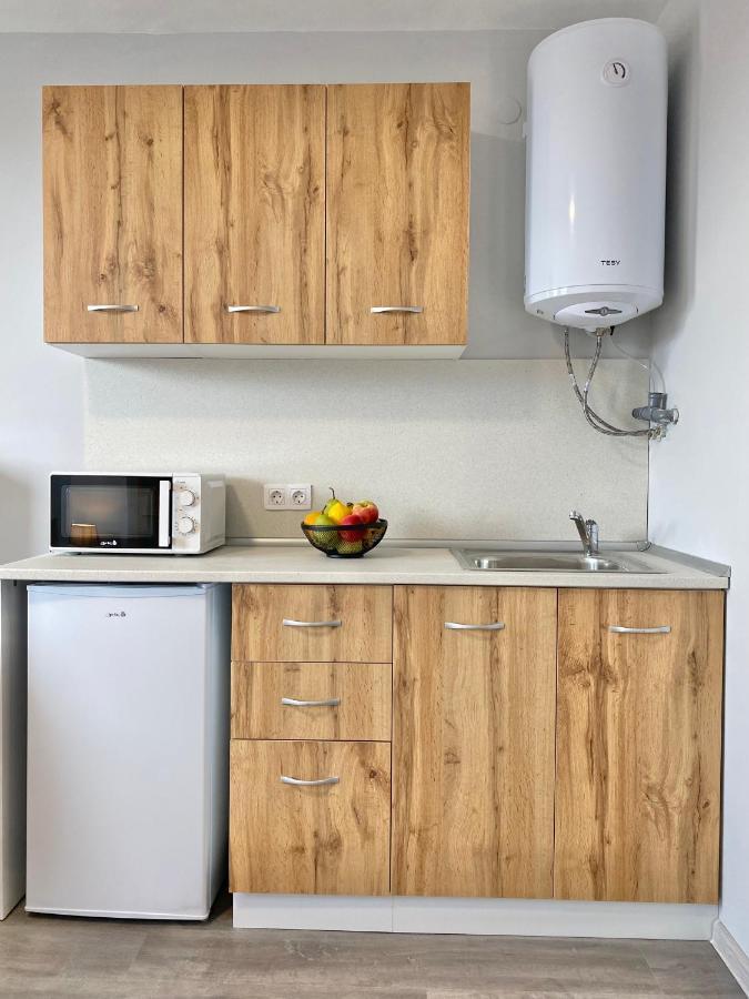 Hello Studios Budget Stays Free Parking & Wifi Stara Zagora Exterior photo